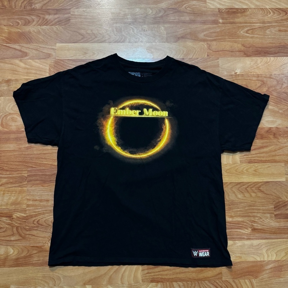 WWE Authentic Ember Moon Dawn Of The Eclipse Black T-Shirt Size XL Double Sided